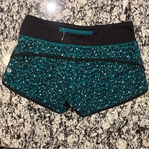 Lululemon Speed Up Low-Rise Lined Short 2.5”
